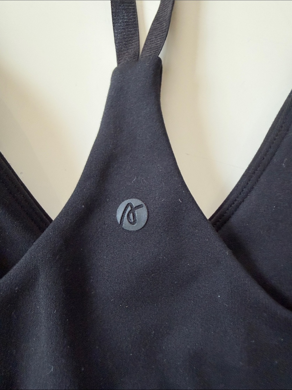 AYBL Black V-Neck Seamless Racerback Sports Bralette - Picture 5 of 7